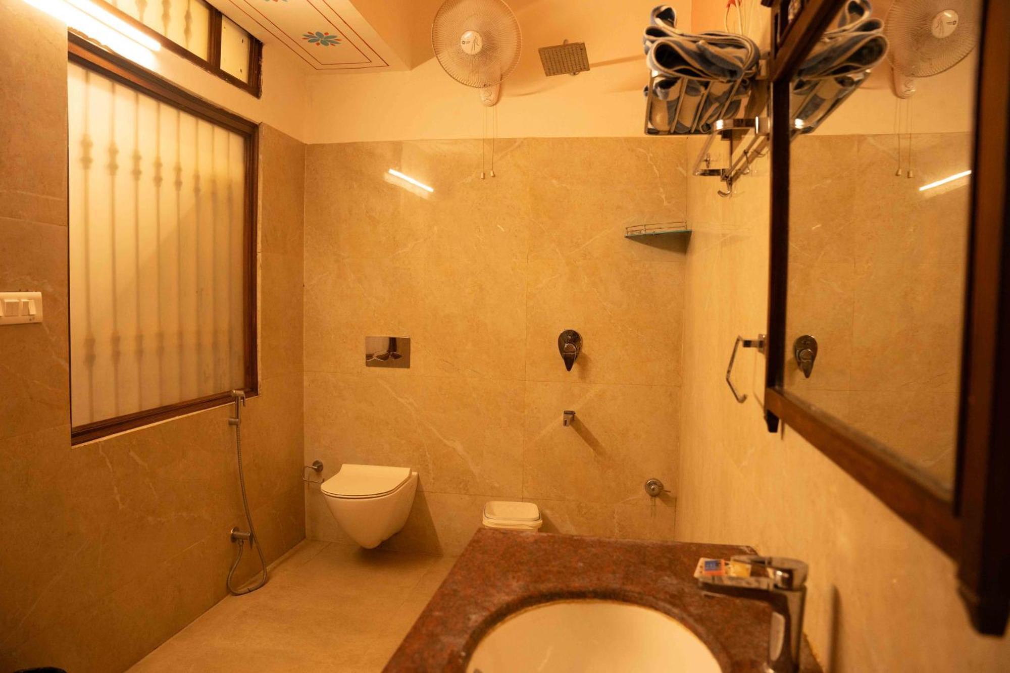 Hotel Karohi Villa Udaipur Esterno foto